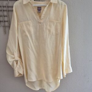 Chico's Soft Pale Yellow V-Neck Pullover Shirt